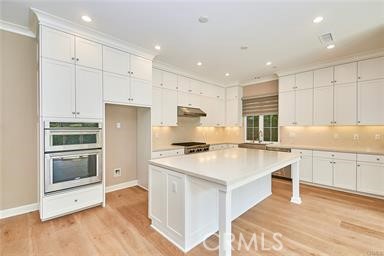 92 Copper Mine Irvine, CA 92602 - Photo 15 of 44