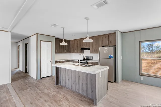 $250,000 | 2951 Fm 1333, Poteet, TX 78065