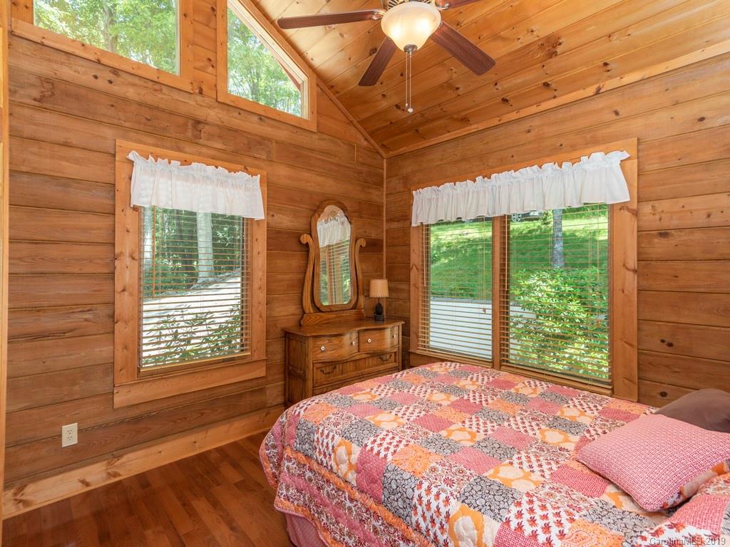 292 Hickory Ridge Road Hot Springs, NC 28743 - Photo 7 of 28 Gallery Image 7