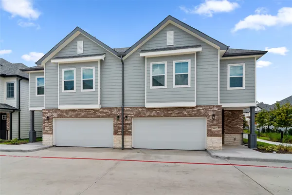 $2,495 | 28325-311 Birnham Woods Drive, Spring, TX 77386