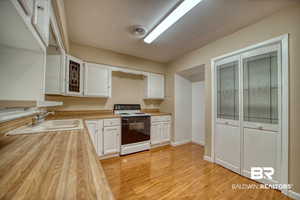 19015 Pine Acres Road Gulf Shores, AL 36542 - Photo 19 of 30