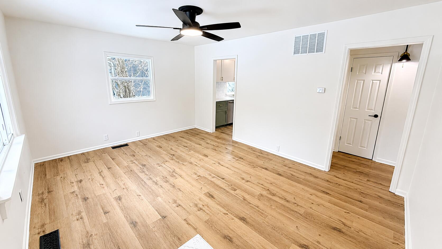 276 Hadley Road Kingsford Heights, IN 46346 - Photo 5 of 13 1672x941