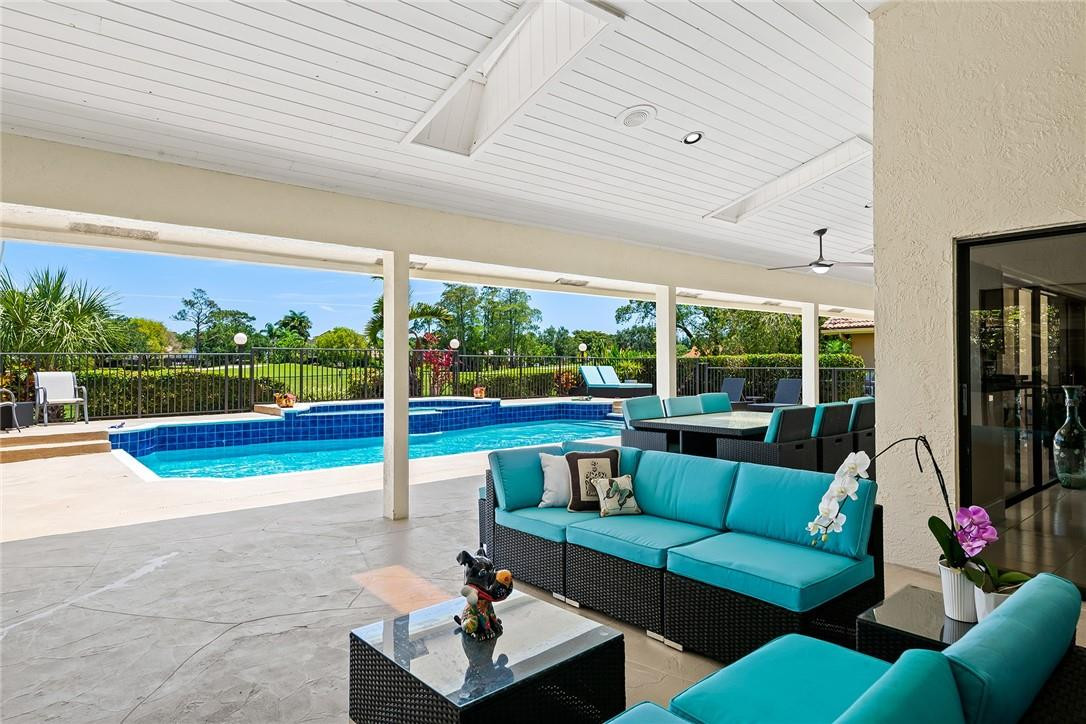 21842 Old Bridge Trail Boca Raton, FL 33428 - Photo 27 of 42 Patio/Pool area