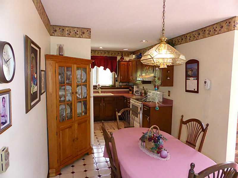 102 Dow Road Gorham, ME 04038 - Photo 26 of 34 Dining Room.