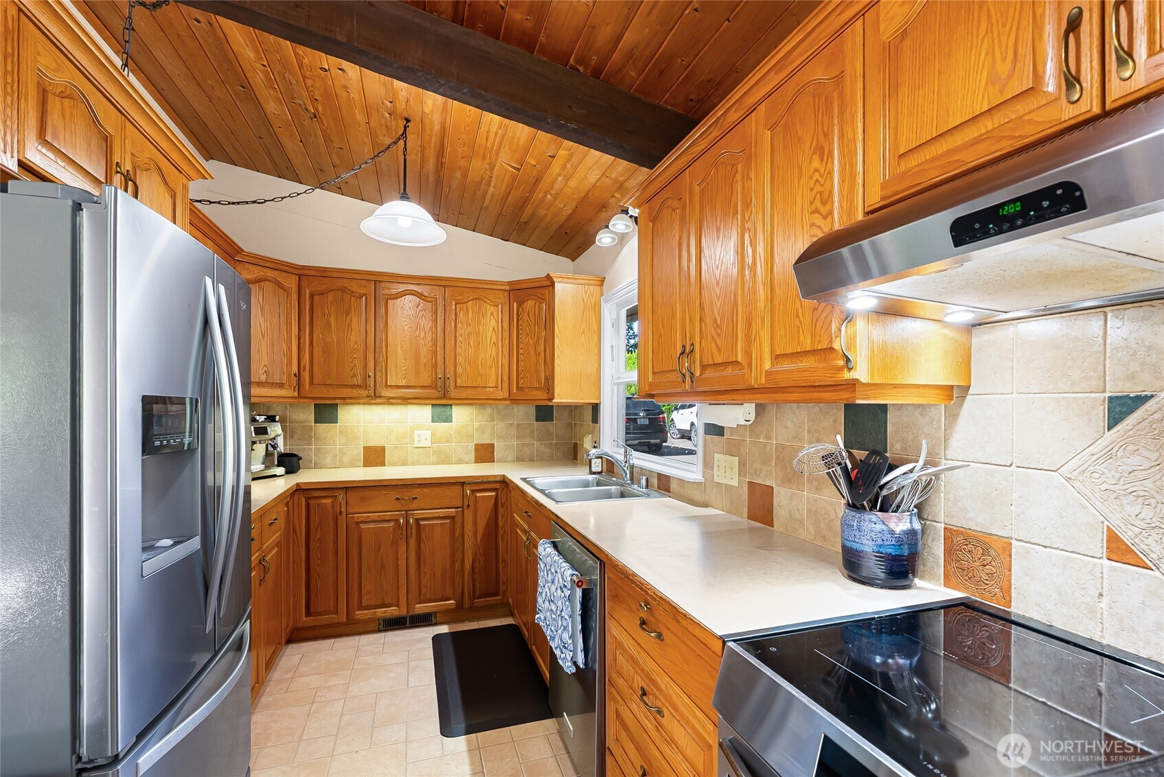 555 East Hemmi Road Lynden, WA 98264 - Photo 11 of 40 Gallery Image 11