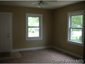 2019 North 17th Street Springfield, IL 62702 - Photo 2 of 11