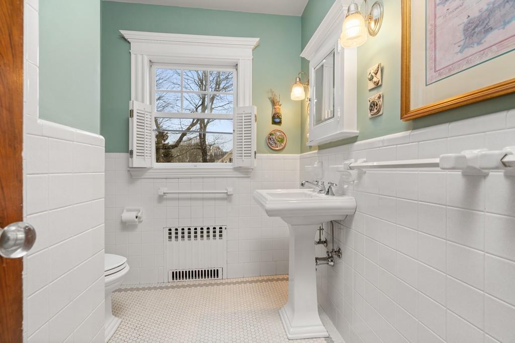 112 Abbott Road Wellesley, MA 02481 - Photo 23 of 27 Gallery Image 23