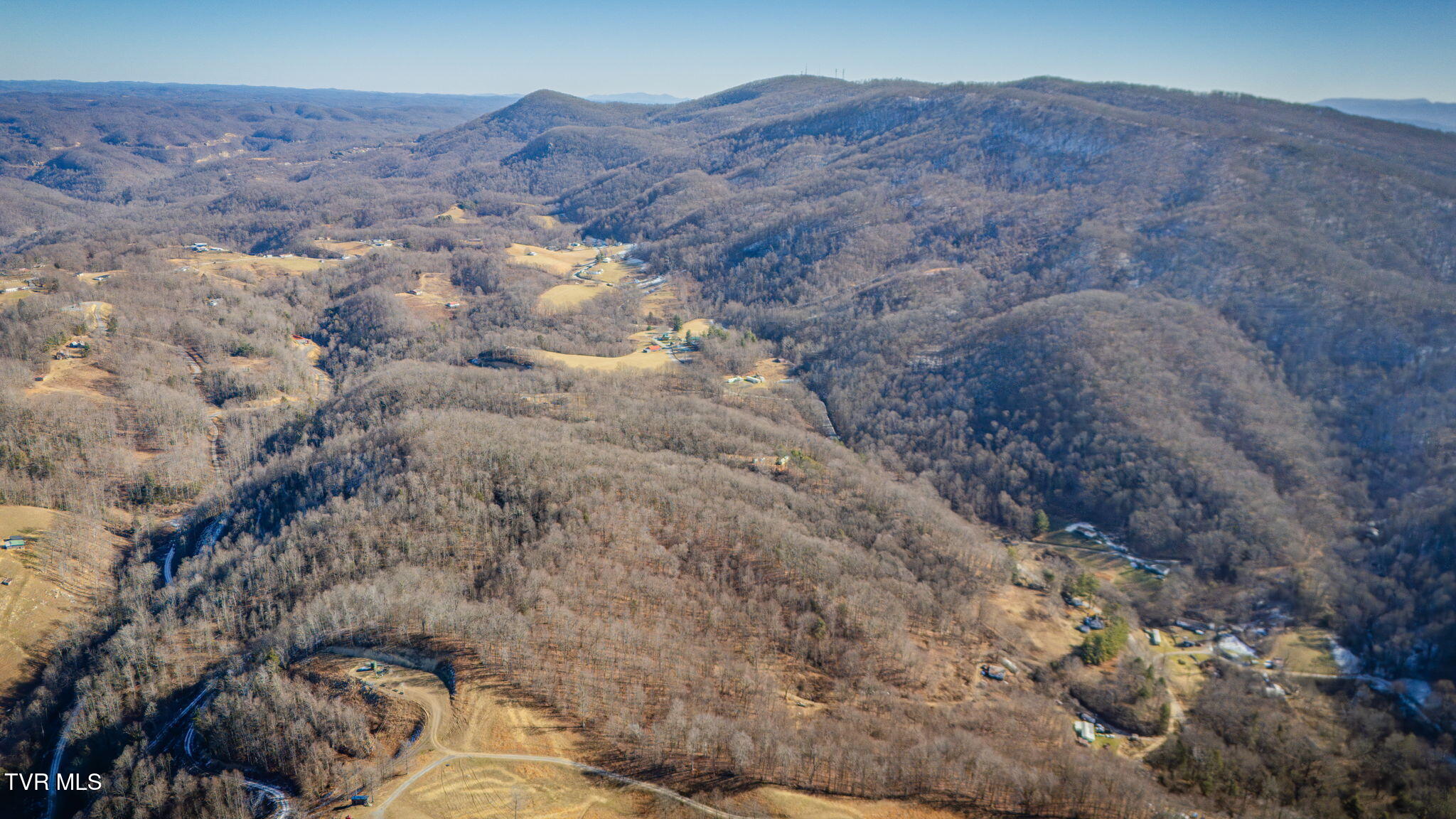 3630 Combs Rdg Road Honaker, VA 24260 - Photo 13 of 15 114