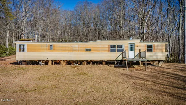 $49,900 | 3630 Combs Rdg Road, Honaker, VA 24260