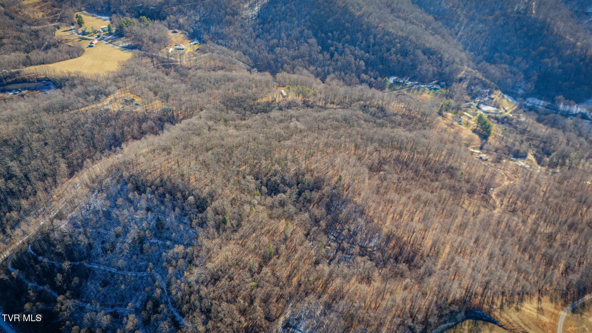 3630 Combs Rdg Road Honaker, VA 24260 - Photo 10 of 15 109