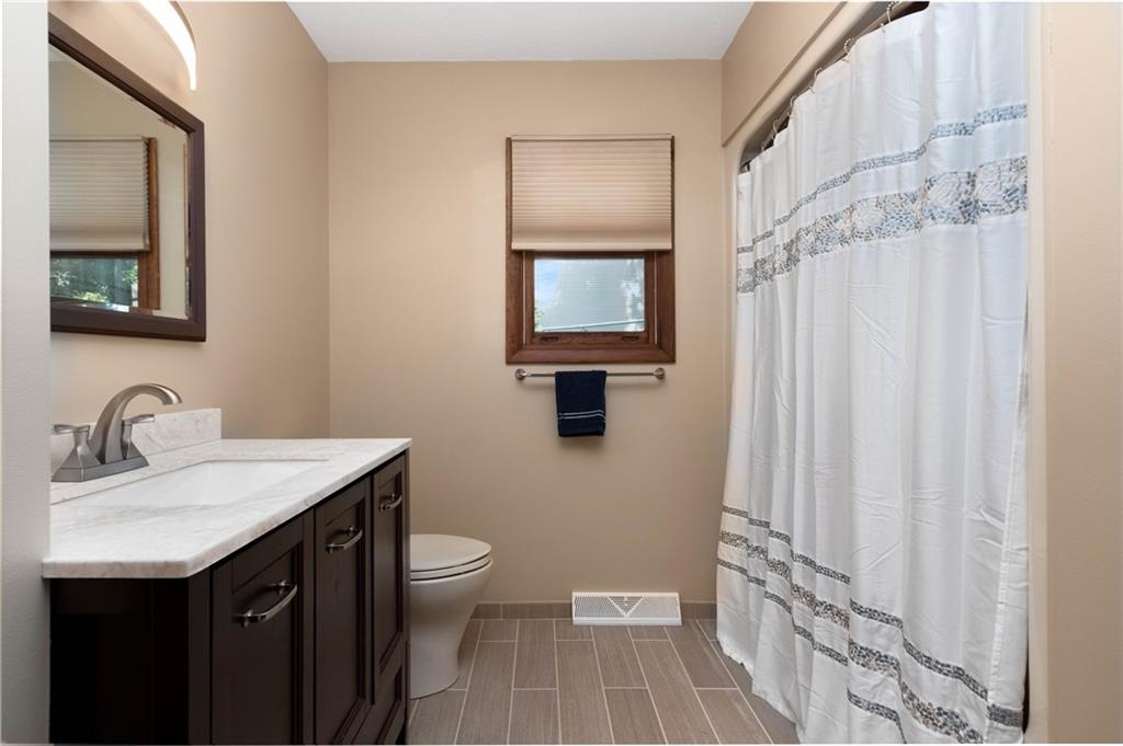 325 Barclay Hill Road Beaver, PA 15009 - Photo 13 of 25
