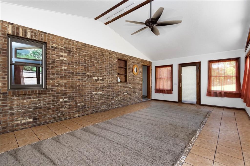 325 Barclay Hill Road Beaver, PA 15009 - Photo 15 of 25