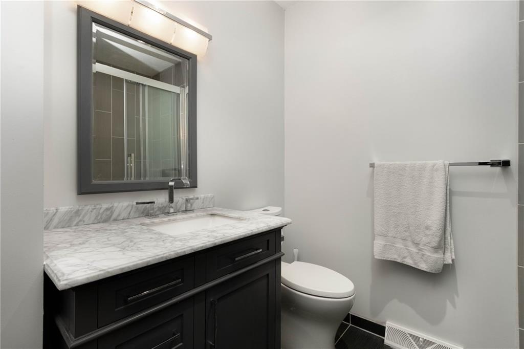 325 Barclay Hill Road Beaver, PA 15009 - Photo 8 of 25