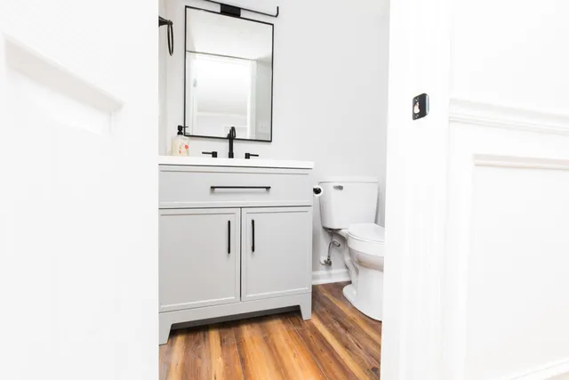 $285,000 | 415 Parkdale Drive, Unit 8F, Charleston, SC 29414