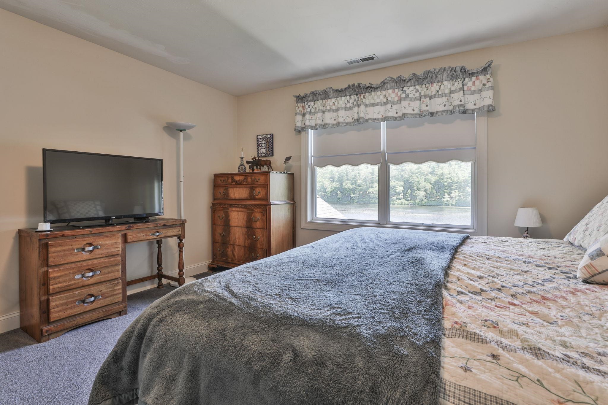 11 Dirt Road Merrimack, NH 03054 - Photo 54 of 60