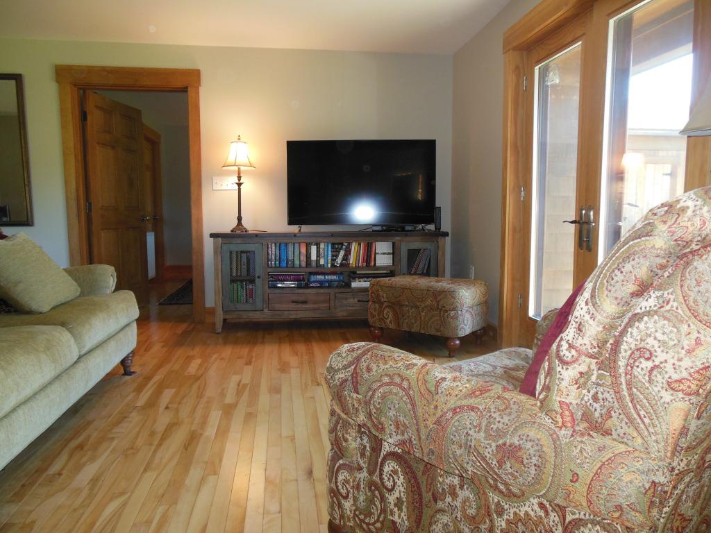 50-b Unit 1c Steele Road Peterborough, NH 03458 - Photo 9 of 13