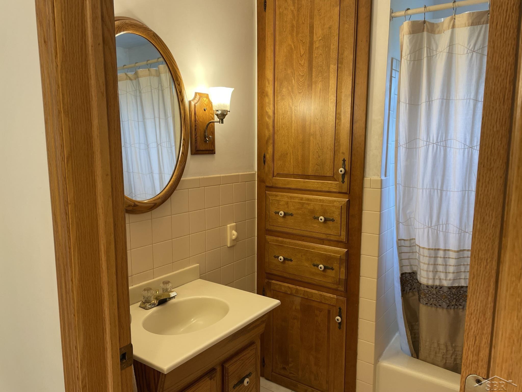 8502 South Reese Road Birch Run, MI 48415 - Photo 8 of 28 50087637-7.JPG