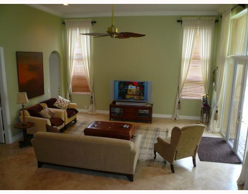 750 Ranch Road Weston, FL 33326 - Photo 13 of 16 Den/Family/Great Room