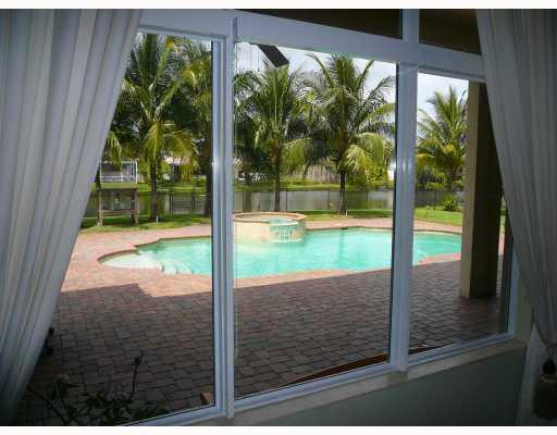 750 Ranch Road Weston, FL 33326 - Photo 14 of 16 View