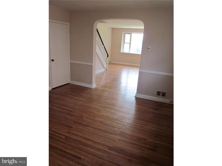 2757 Rhawn Street Philadelphia, PA 19152 - Photo 4 of 12 Gallery Image 4