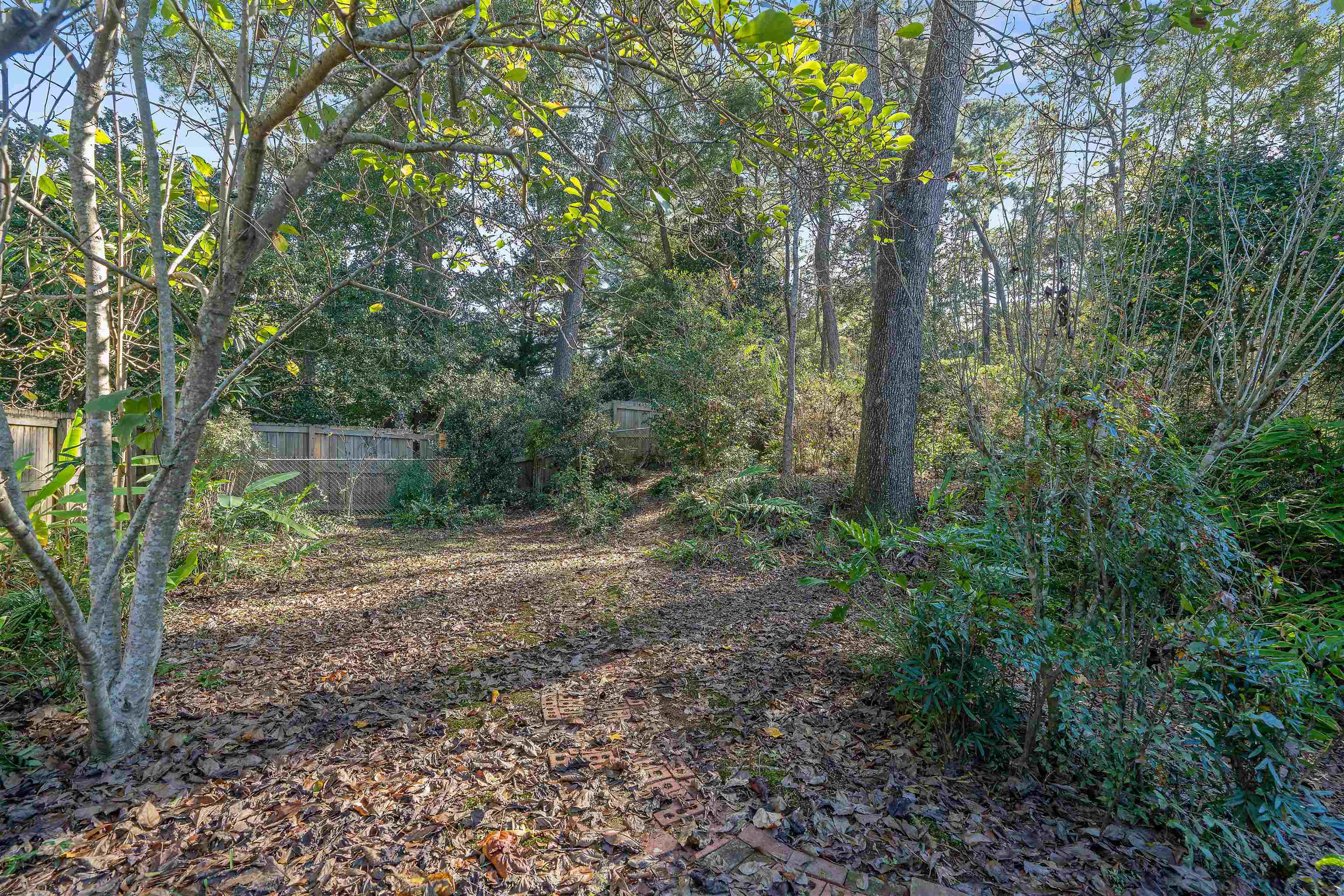 621 Spanish Main Daphne, AL 36527 - Photo 11 of 29 Yard