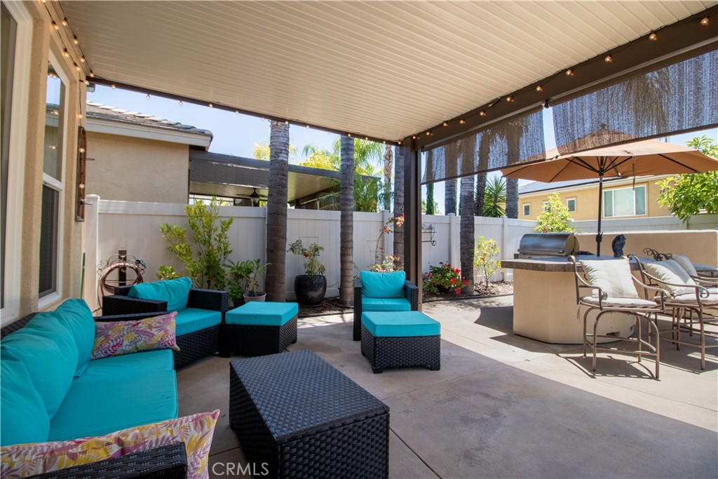 33699 Spring Brook Circle Temecula, CA 92592 - Photo 42 of 46