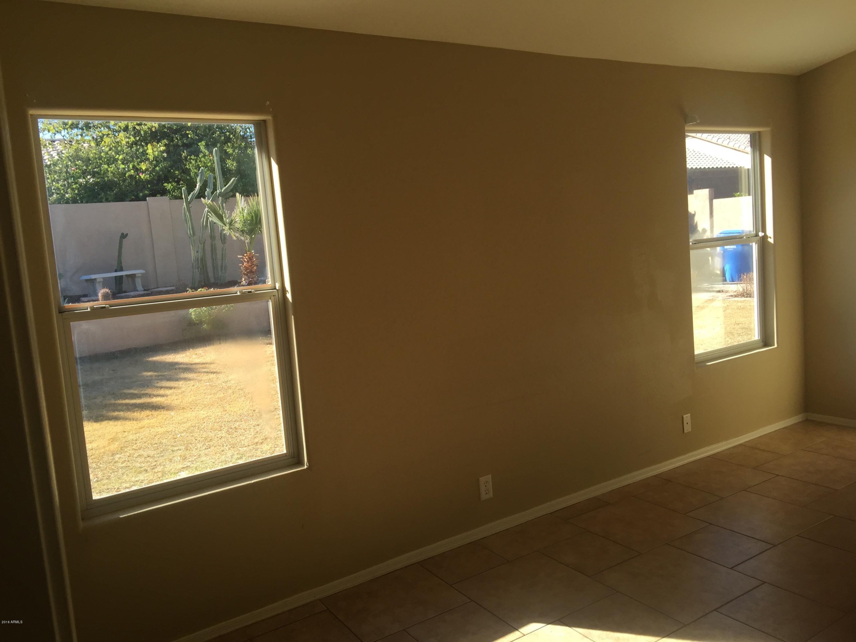 929 East Harwell Road Phoenix, AZ 85042 - Photo 14 of 20 Smalley - 6 of 19
