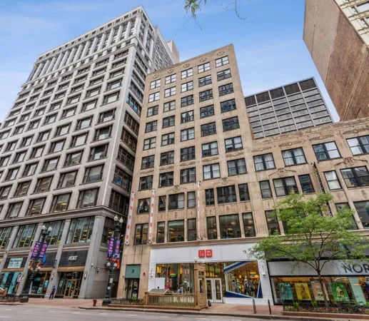 $2,200 | 20 North State Street, Unit 507, Chicago, IL 60602