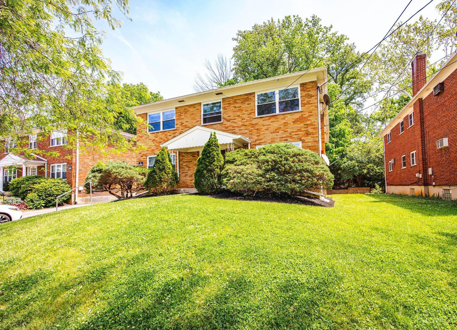 5846 Robison Road Cincinnati, OH 45213 - Photo 2 of 30 Gallery Image 2
