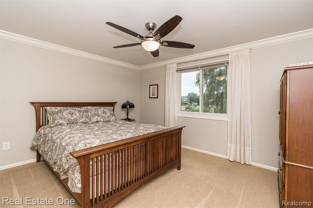 3307 Salem Court Rochester Hills, MI 48306 - Photo 22 of 36