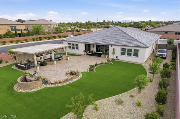 $1,399,900 | 5702 Kings Blf Avenue, Las Vegas, NV 89131