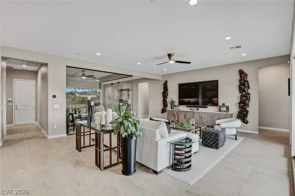 $1,399,900 | 5702 Kings Blf Avenue, Las Vegas, NV 89131