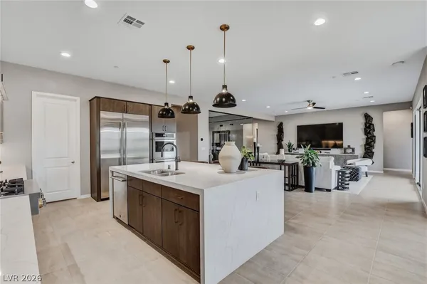 $1,399,900 | 5702 Kings Blf Avenue, Las Vegas, NV 89131