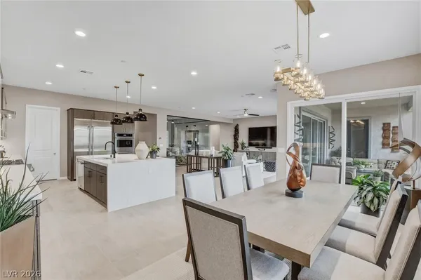 $1,399,900 | 5702 Kings Blf Avenue, Las Vegas, NV 89131