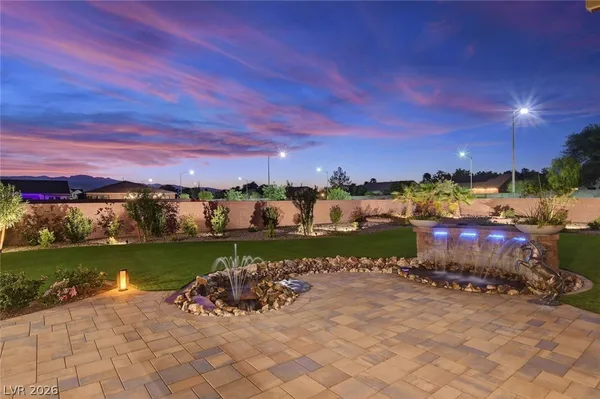 $1,399,900 | 5702 Kings Blf Avenue, Las Vegas, NV 89131