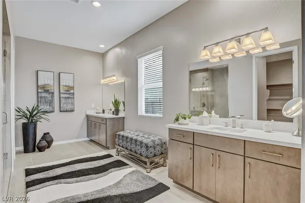 $1,399,900 | 5702 Kings Blf Avenue, Las Vegas, NV 89131