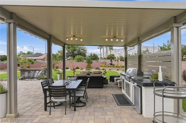 $1,399,900 | 5702 Kings Blf Avenue, Las Vegas, NV 89131
