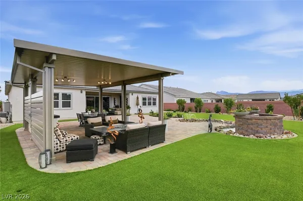 $1,399,900 | 5702 Kings Blf Avenue, Las Vegas, NV 89131