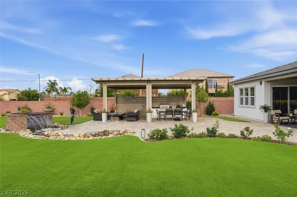 $1,399,900 | 5702 Kings Blf Avenue, Las Vegas, NV 89131