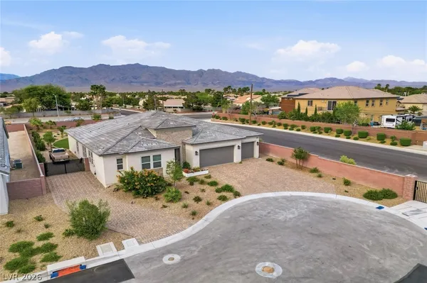 $1,399,900 | 5702 Kings Blf Avenue, Las Vegas, NV 89131