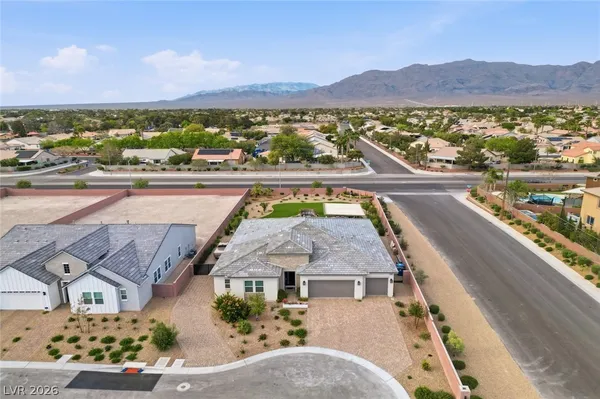 $1,399,900 | 5702 Kings Blf Avenue, Las Vegas, NV 89131