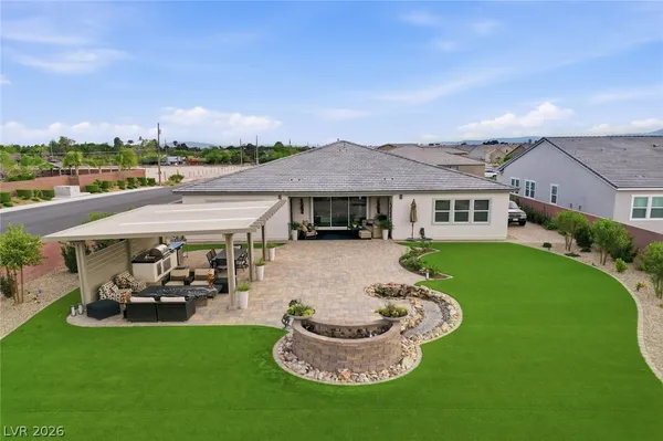$1,399,900 | 5702 Kings Blf Avenue, Las Vegas, NV 89131