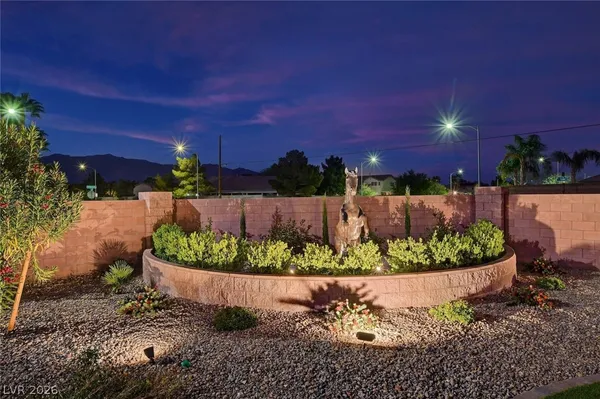 $1,399,900 | 5702 Kings Blf Avenue, Las Vegas, NV 89131