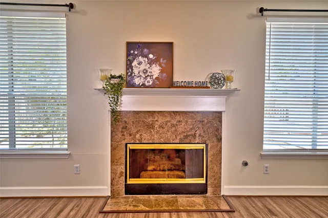 $2,500 | 15810 Hollow Rock Drive, Houston, TX 77070