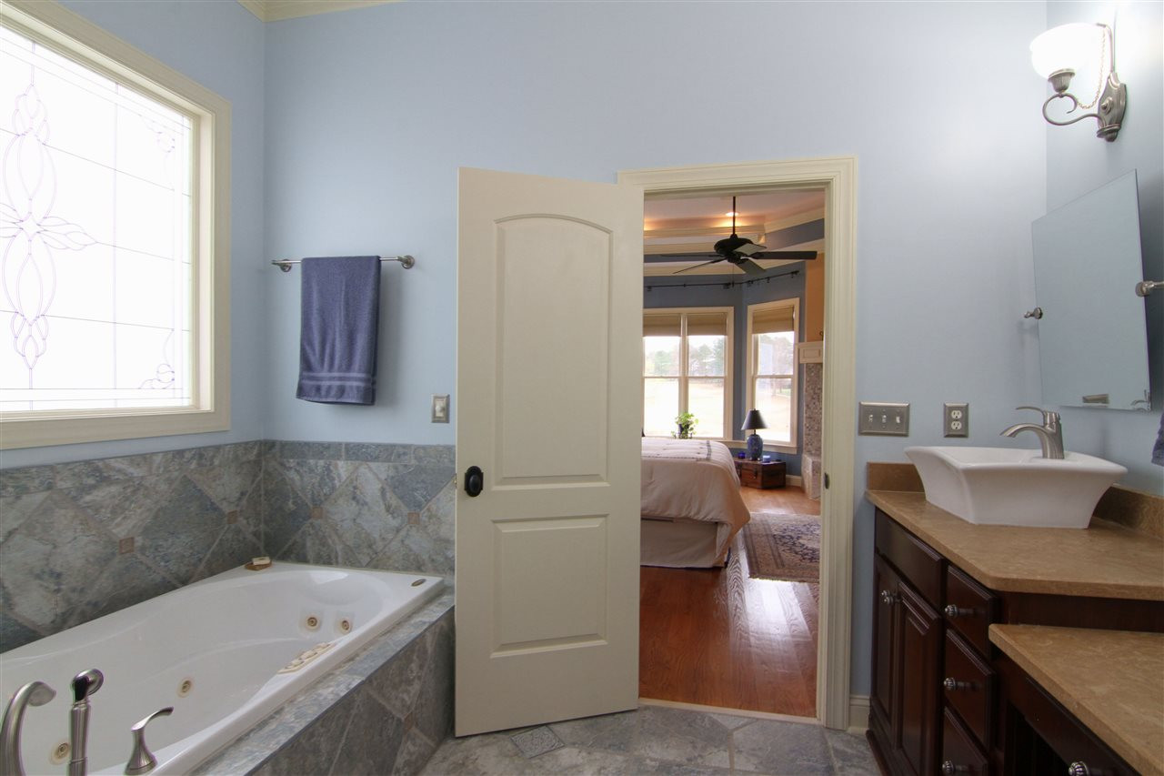 306 Waterville Street Raleigh, NC 27603 - Photo 12 of 25 Photo 12
