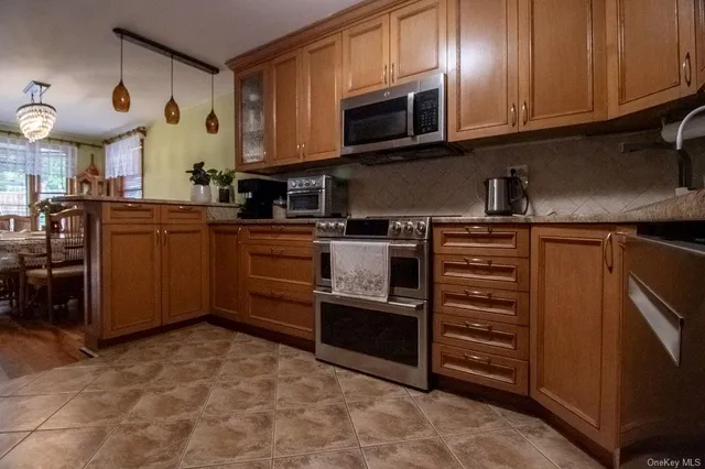 $1,900,000 | 1105 Ulster Heights Road, Ellenville, NY 12428