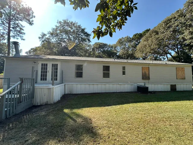 $119,900 | 909 Fauling Road, St. Stephen, SC 29479