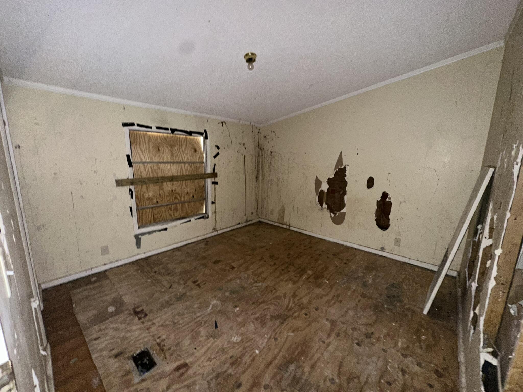909 Fauling Road St. Stephen, SC 29479 - Photo 4 of 5 Bedroom 2