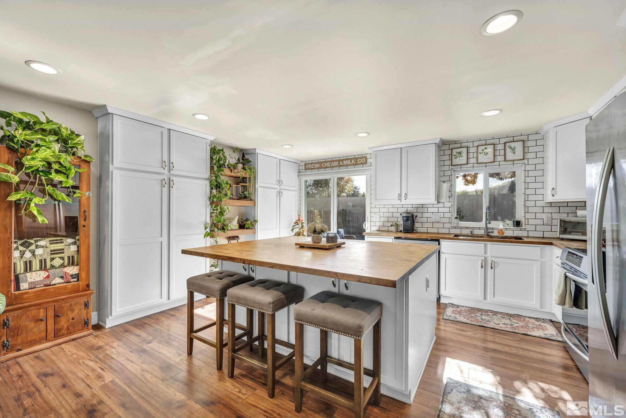 4570 Spring Drive Reno, NV 89502 - Photo 15 of 18 Photo 15