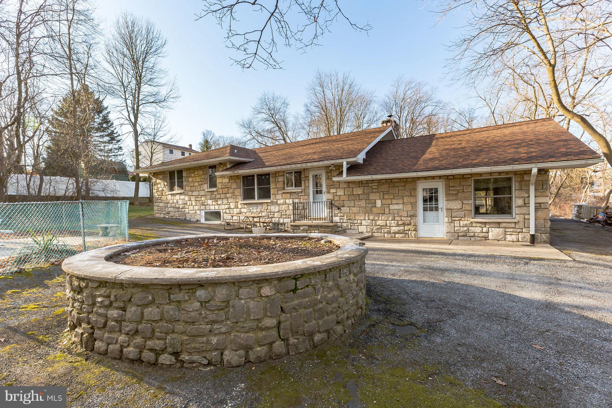 1675 Larkin Road Boothwyn, PA 19061 - Photo 25 of 31 Rear area